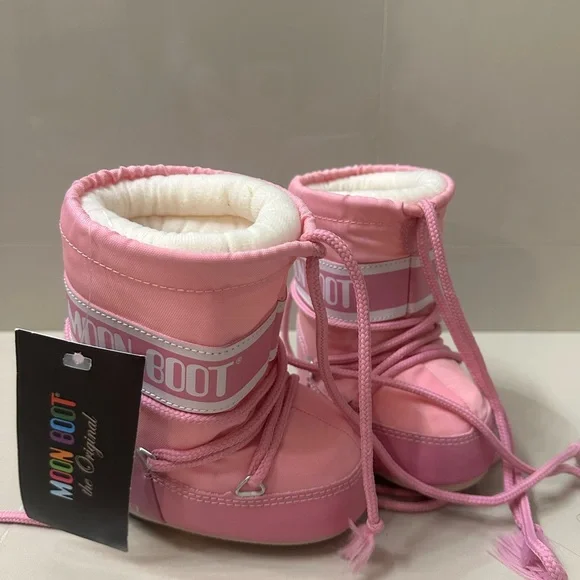 💗NWT💗 Moon Boot Mini Nylon Water Reppellant Boot (Walker) - Picture 2 of 4